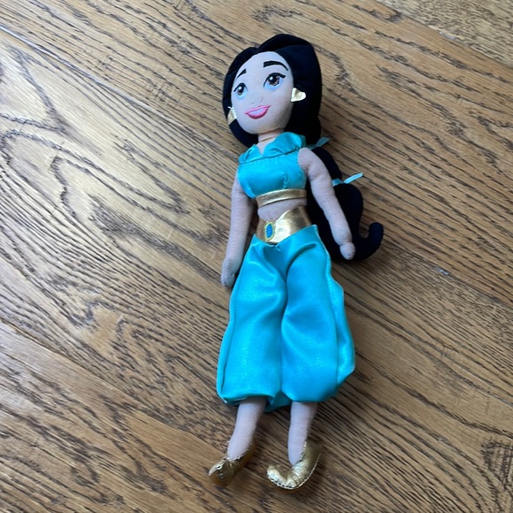 SOLD Disney Store  Jasmine Plush Doll,  Great condition!  12in - Picture 1 of 2